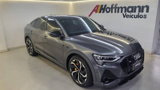 AUDI E-TRON ELÉTRICO SPORTBACK PERFORMANCE QUATTRO